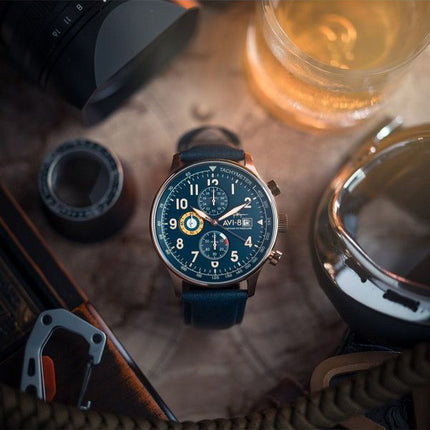 AVI-8 Hawker Hurricane Classic Chronograph Regent blaues Lederarmband blaues Zifferblatt Quarz AV-4011-0Q Herrenuhr