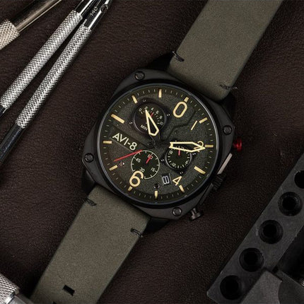 AVI-8 Hawker Hunter Deep Green Retrograde Chronograph Quarz AV-4052-08 Herrenuhr