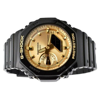 Casio G-Shock Analog Digital Schwarz und Goldfarbenes Harzarmband Quarz GA-2100GB-1A 200M Herrenuhr