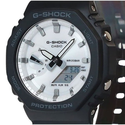 Casio G-Shock Analog-Digital-Armband aus biobasiertem Harz mit weißem Zifferblatt und Quarz GA-2100WD-1A 200M Herrenuhr