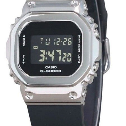 Casio G-Shock Digital Metalllünette Harzarmband Quarz GM-5600U-1 200M Herrenuhr