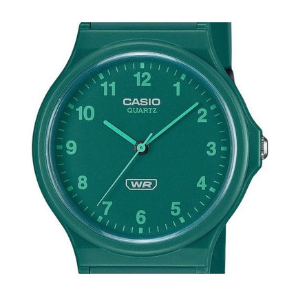 Casio POP Analoge Unisex-Armbanduhr aus biobasiertem Harz mit grünem Zifferblatt und Quarzwerk MQ-24B-3B