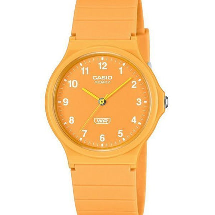 Casio POP Analoge Unisex-Armbanduhr aus biobasiertem Harz mit orangefarbenem Zifferblatt und Quarzwerk MQ-24B-9B