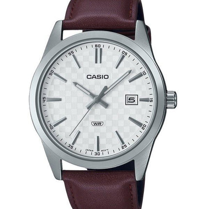 Casio Standard Herrenuhr mit analogem Lederarmband, weißem Zifferblatt und Quarzwerk MTP-VD03L-5A