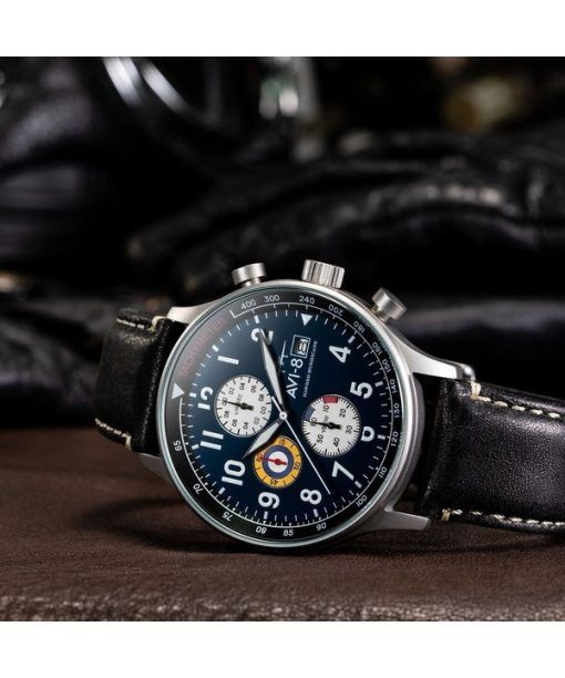 AVI-8 Hawker Hurricane Classic Chronograph Mitternachtsschwarzes Lederarmband Blaues Zifferblatt Quarz AV-4011-0I Herrenuhr