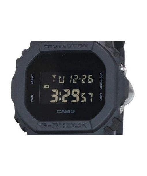 Casio G-Shock Digital Harzarmband Quarz DW-5600UBB-1 200M Herrenuhr