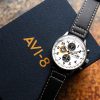 AVI-8 Hawker Hurricane Classic Chronograph Imperial War Museums Edition weißes Zifferblatt Quarz AV-4011-1E Herrenuhr