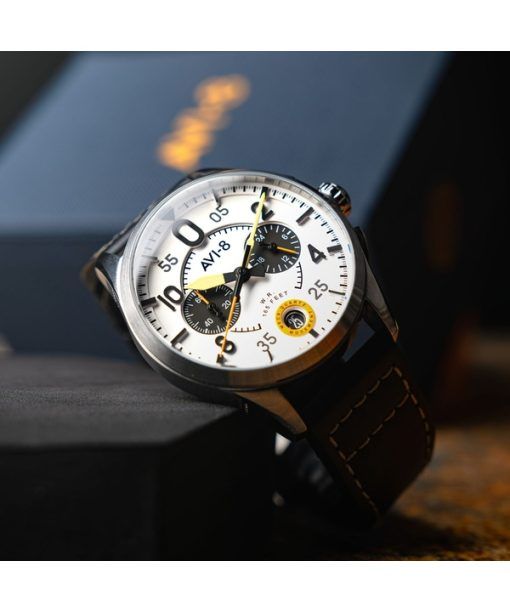 AVI-8 Spitfire Lock Chronograph Imperial War Museums Edition Bethlem weißes Zifferblatt Quarz AV-4089-0B Herrenuhr