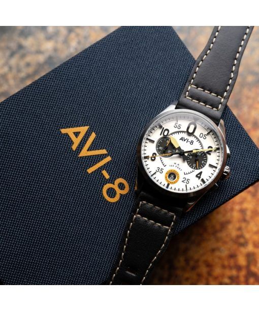 AVI-8 Spitfire Lock Chronograph Imperial War Museums Edition Bethlem weißes Zifferblatt Quarz AV-4089-0B Herrenuhr