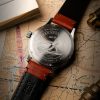 AVI-8 Hawker Hurricane Mckellar Dual Time, braun-beiges Lederarmband, cremefarbenes Zifferblatt, AV-4101-0C Quarz-Herrenuhr mit 